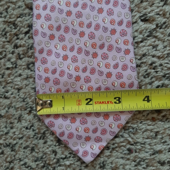 Salvatore Ferragamo Silk Tie - Pink Seashells - Made in Italy